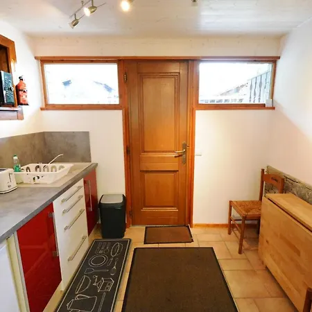 Champraz - Free Parking Chalet Chamonix