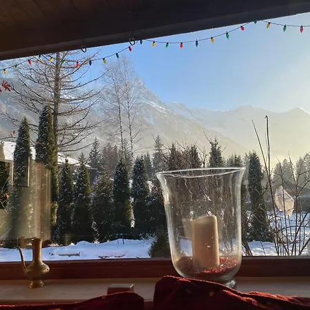 Champraz - Free Parking *