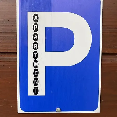 Champraz - Free Parking Chalé Chamonix