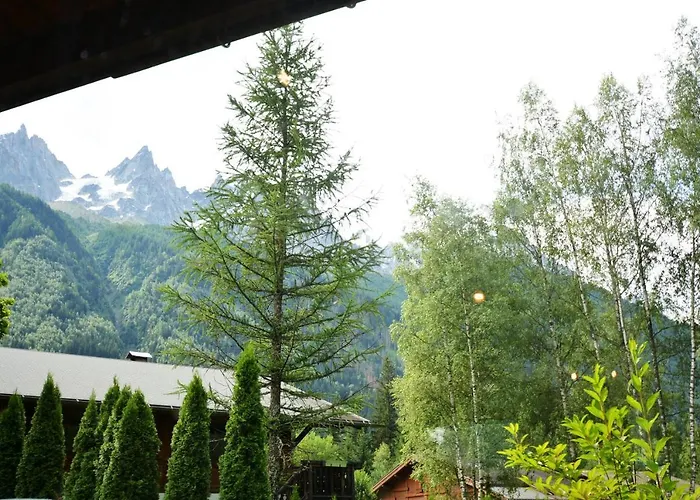 Champraz - Free Parking *